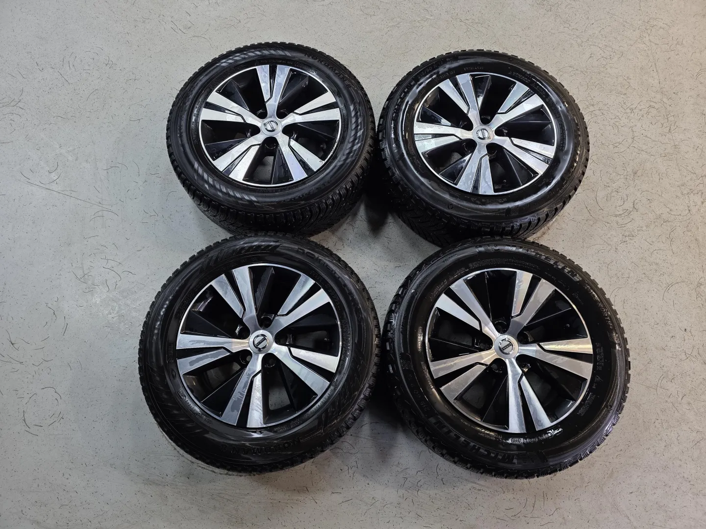 Autokuva 12 - BVX-326