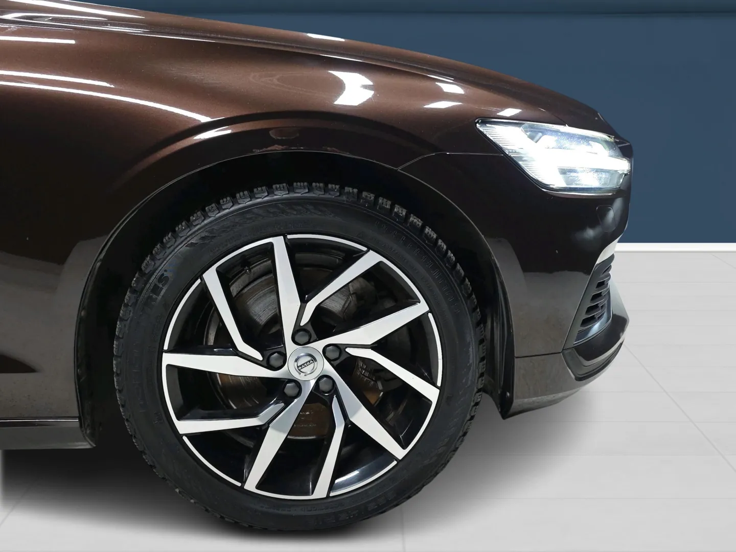 Autokuva 13 - BXA-745