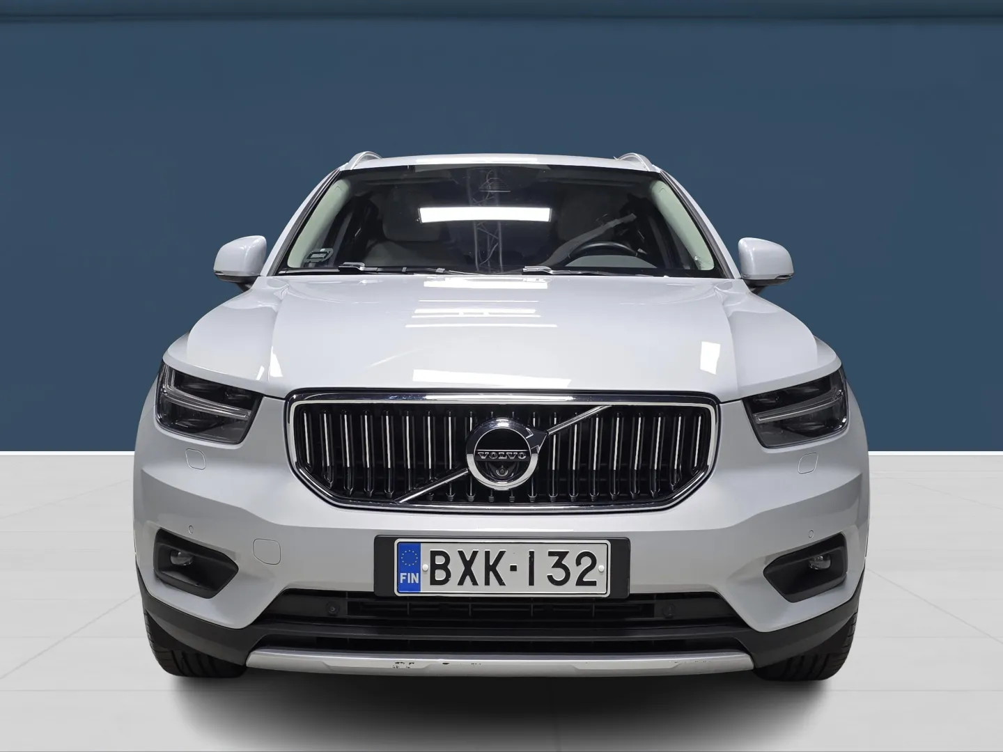 Autokuva 2 - BXK-132
