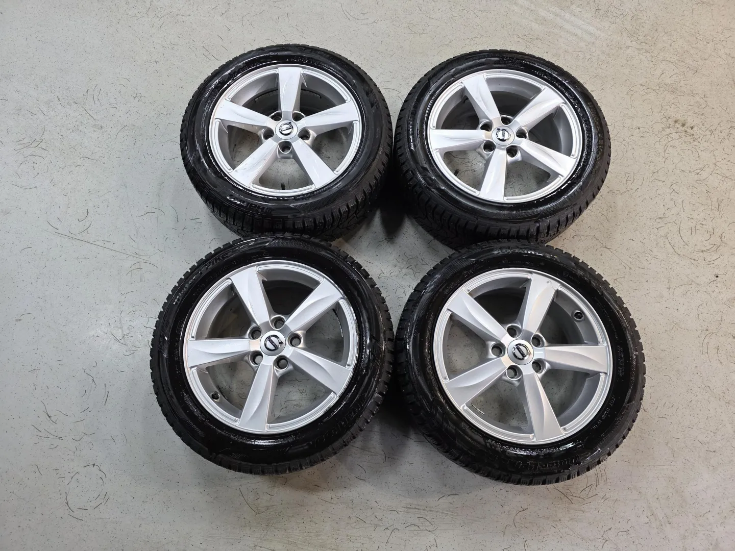 Autokuva 12 - BXT-127