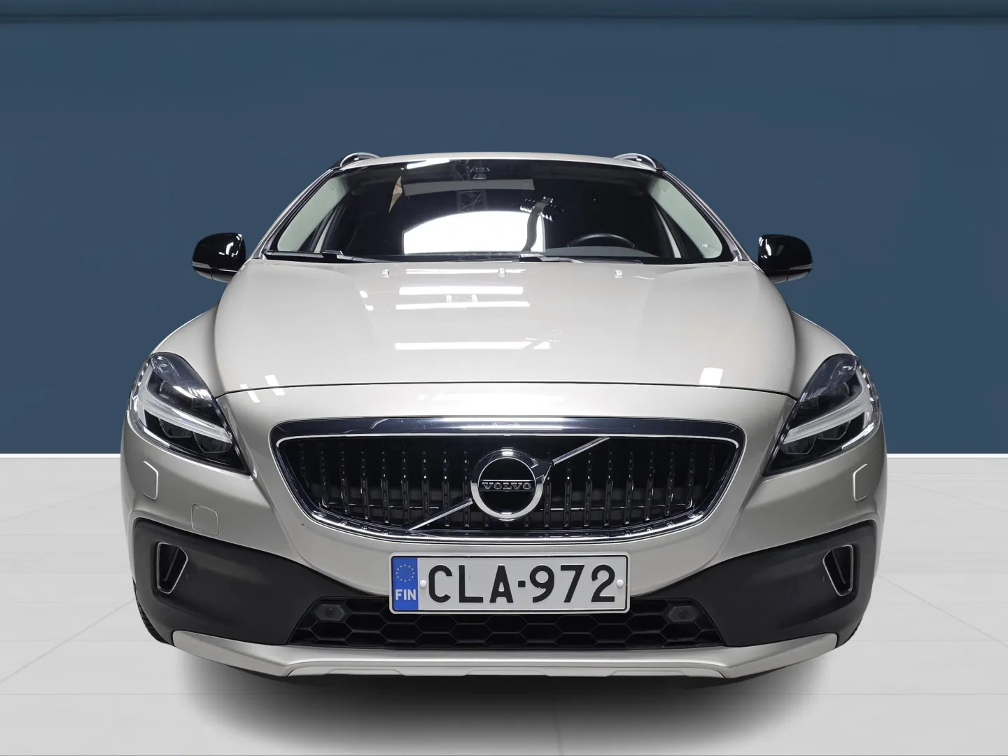 Autokuva 2 - CLA-972