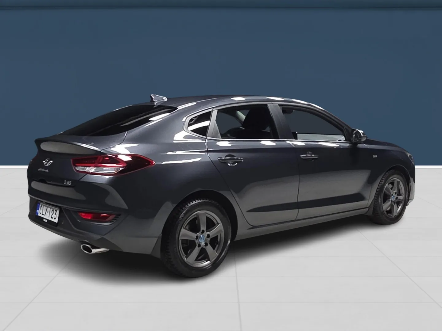 Autokuva 4 - CLX-123