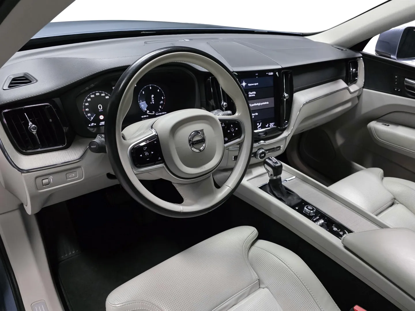 Autokuva 8 - CMA-469