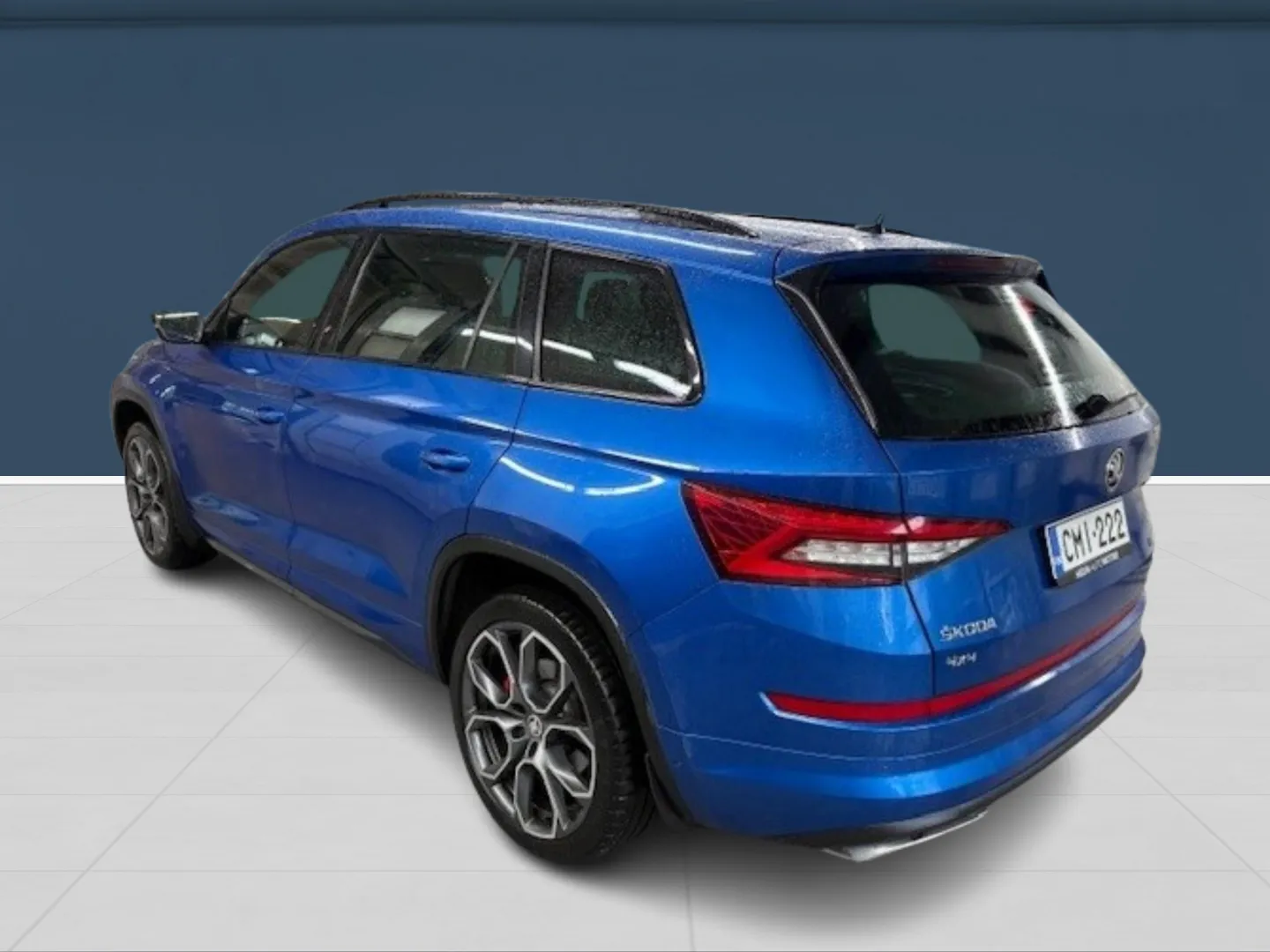 Autokuva 4 - CMI-222