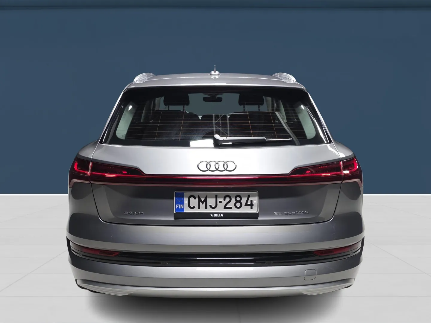 Autokuva 5 - CMJ-284