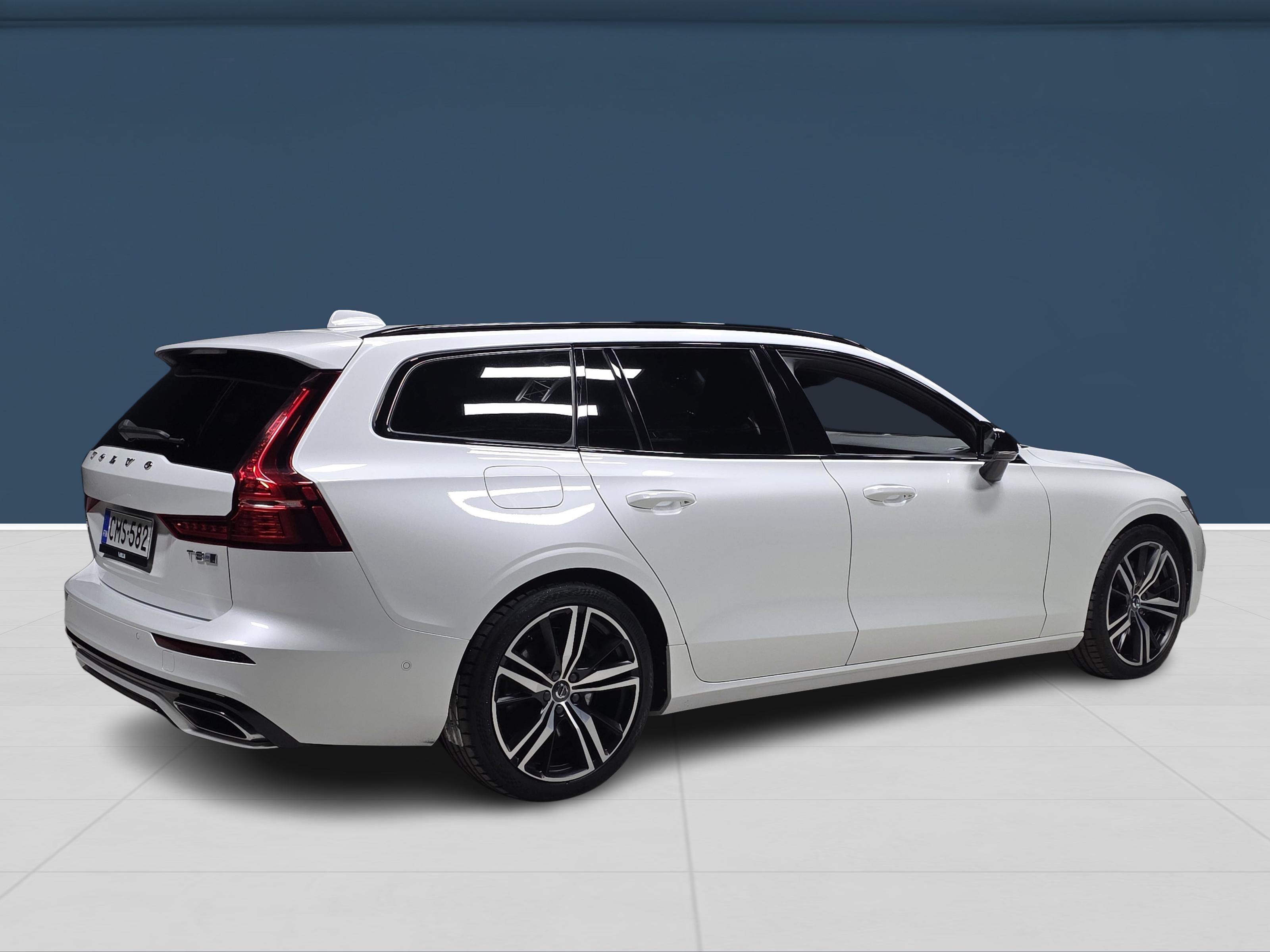 Volvo V60 T8 AWD R-Design aut 2019, kuva 4/19