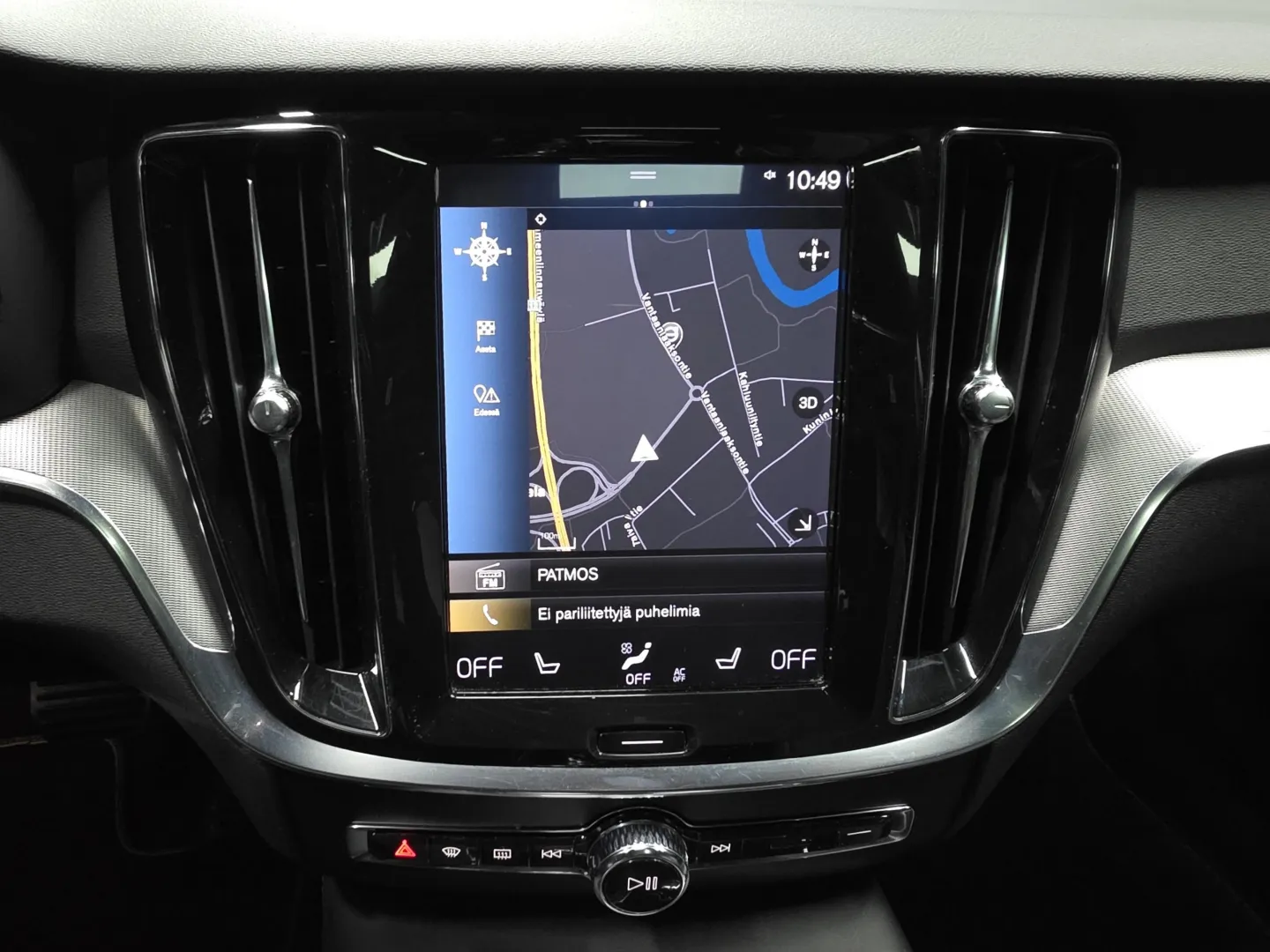 Autokuva 13 - CMS-582