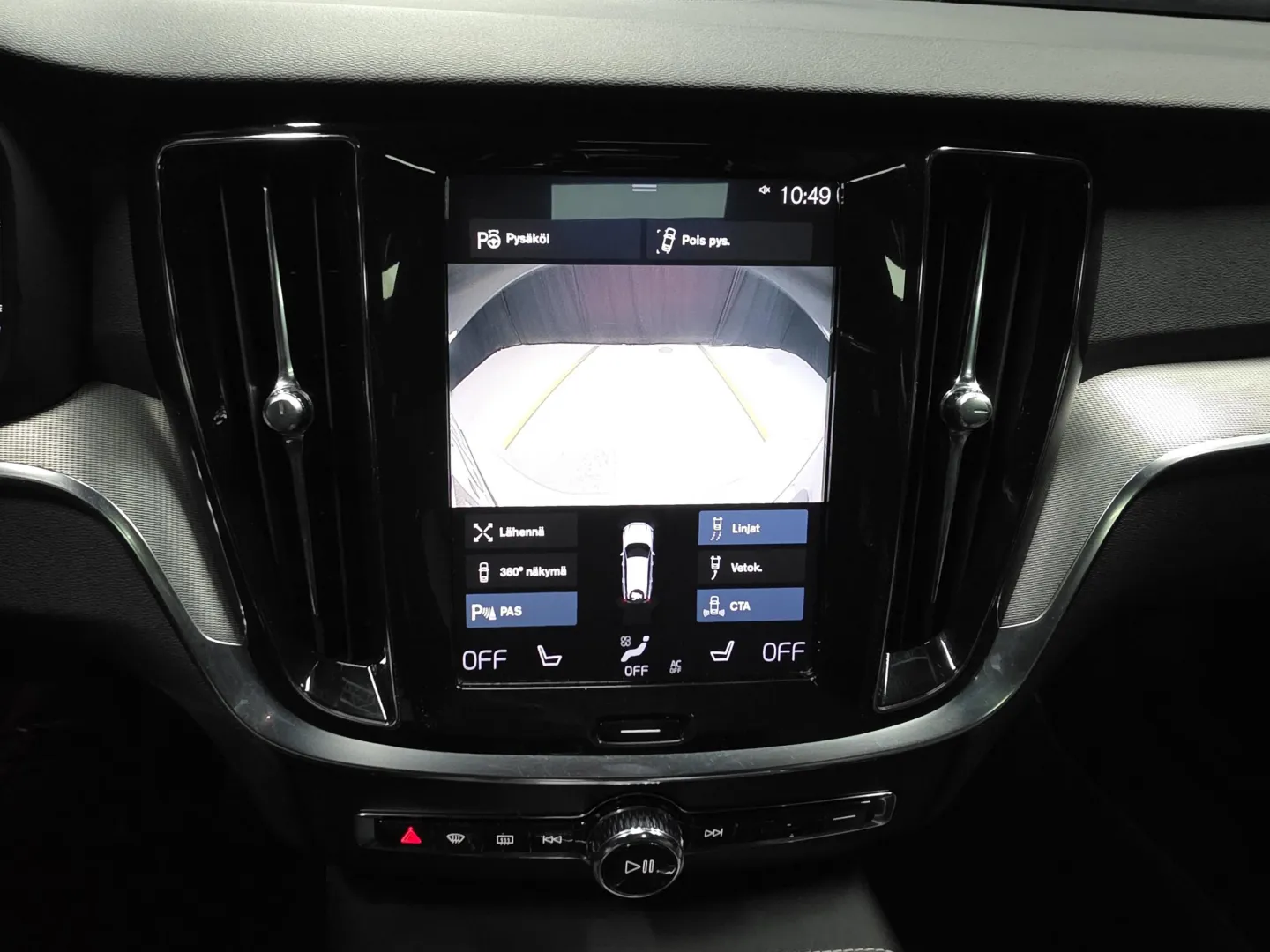 Autokuva 14 - CMS-582