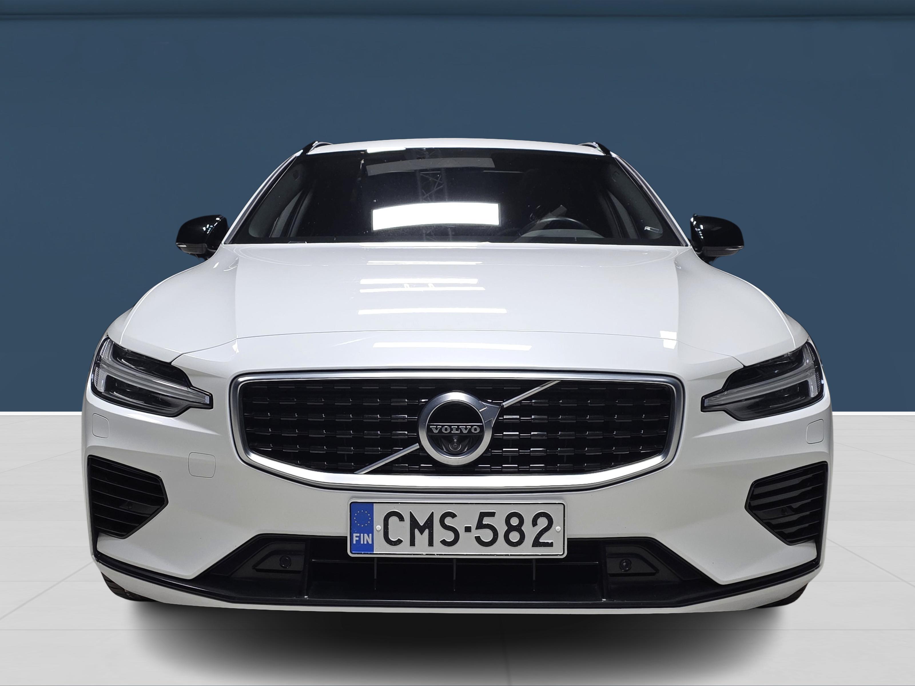 Volvo V60 T8 AWD R-Design aut 2019, kuva 2/19