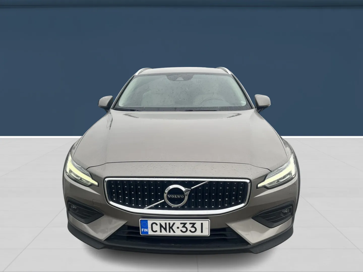 Autokuva 2 - CNK-331