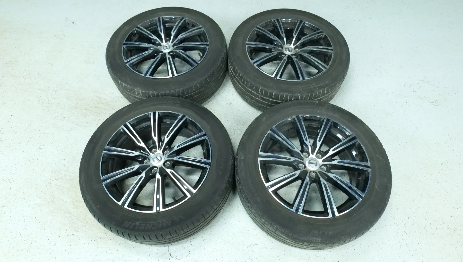 Autokuva 20 - CNM-817