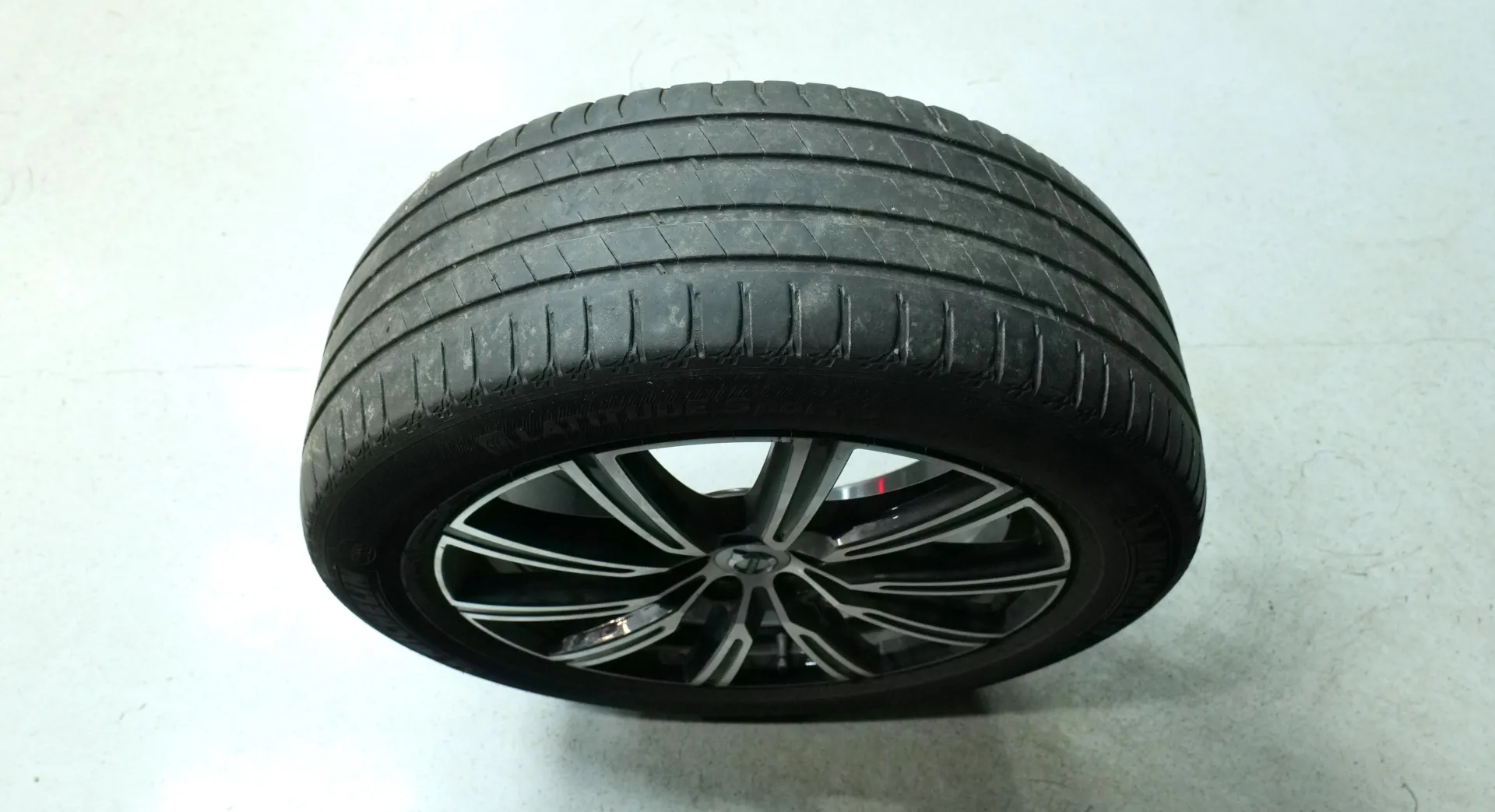 Autokuva 21 - CNM-817