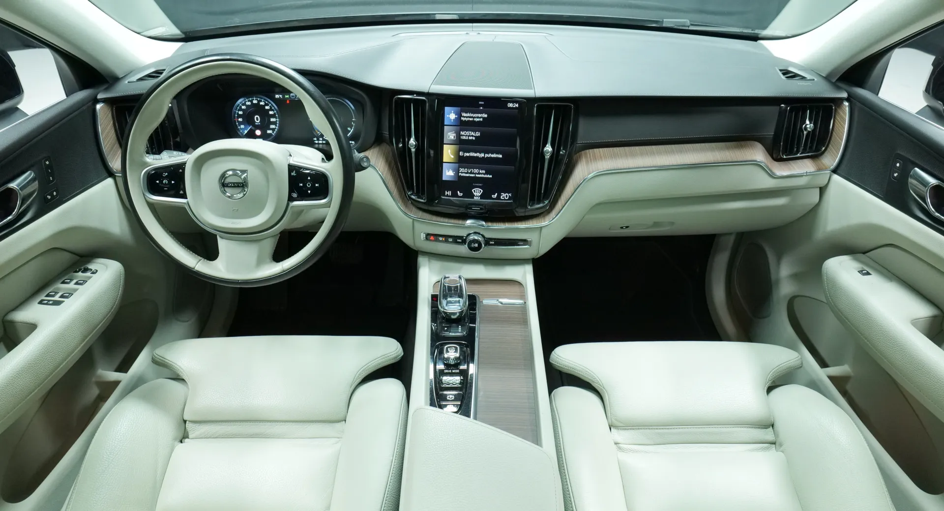 Autokuva 14 - CNM-817