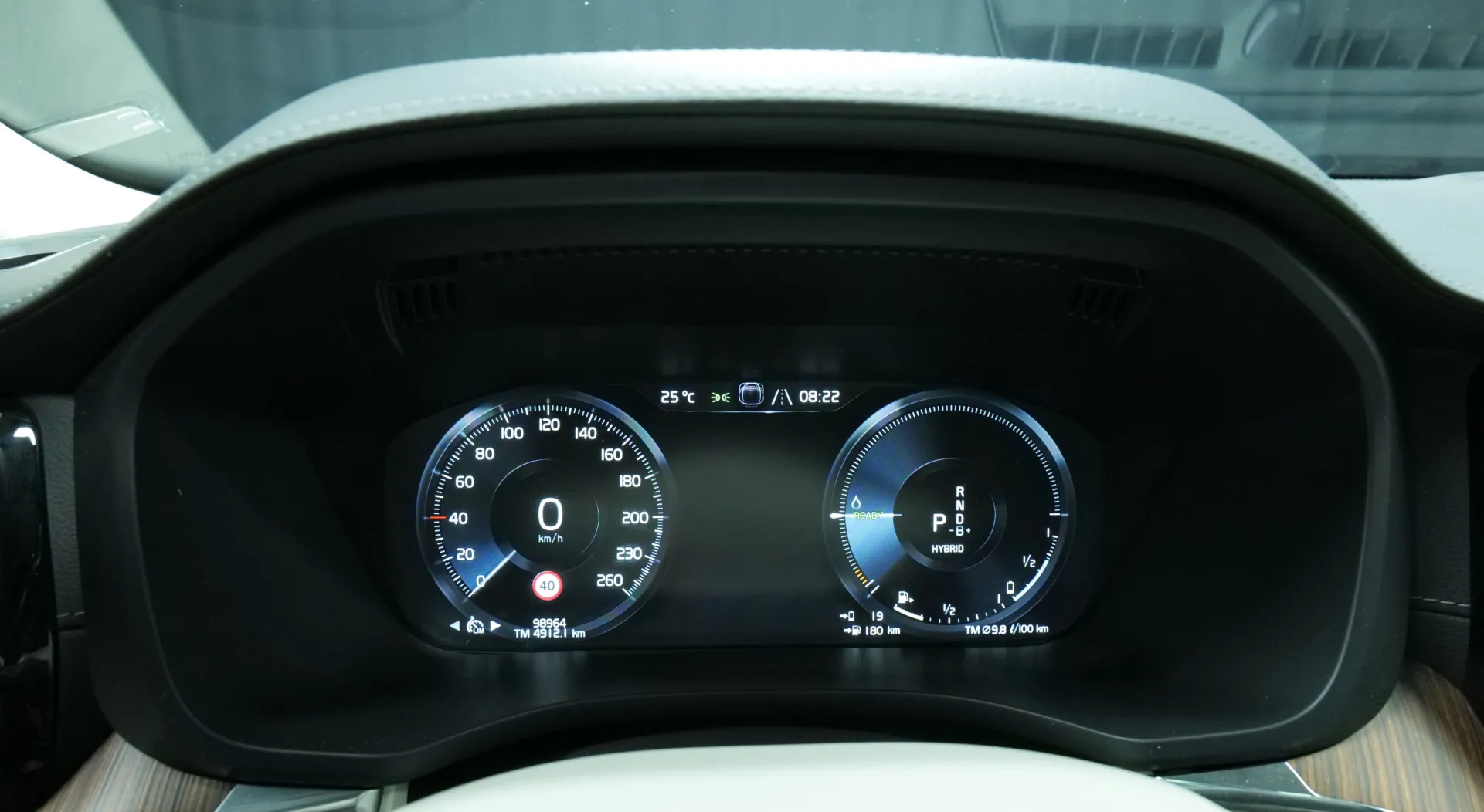 Autokuva 6 - CNM-817