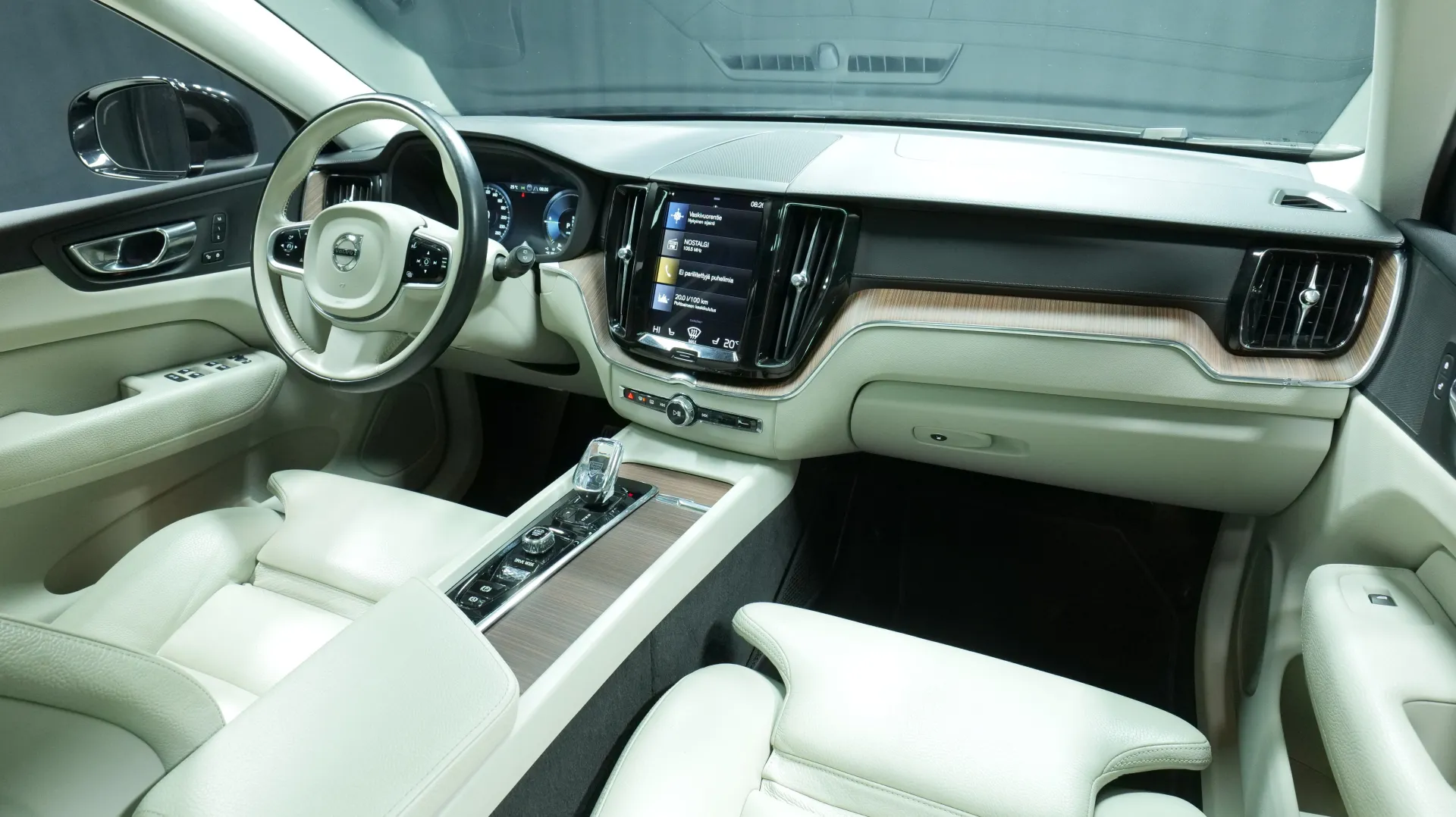 Autokuva 19 - CNM-817