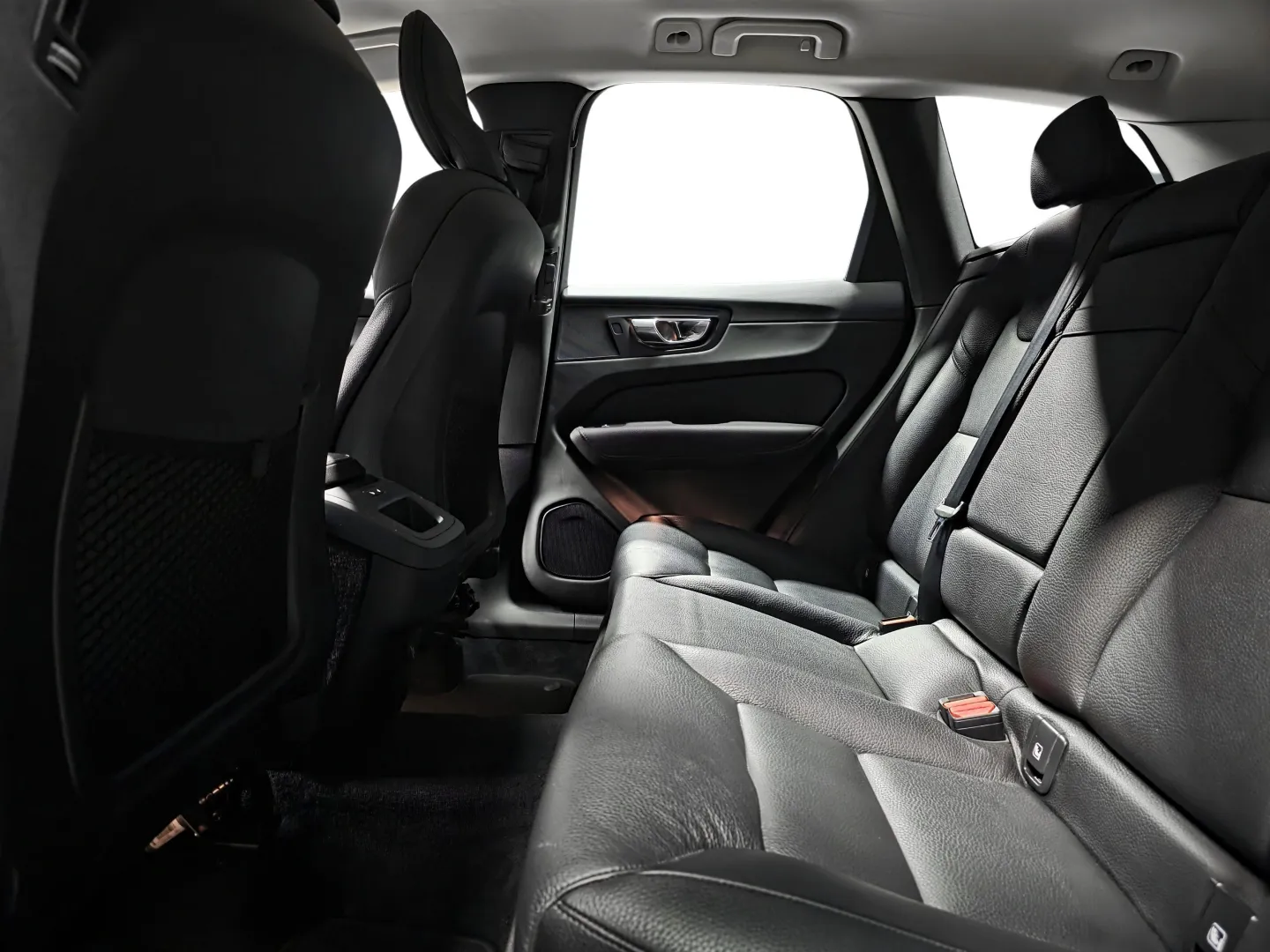 Autokuva 9 - CNY-602