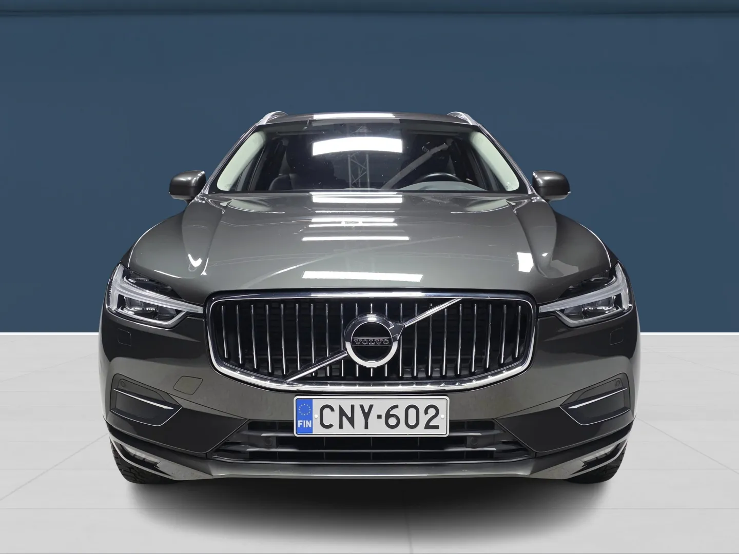 Autokuva 2 - CNY-602