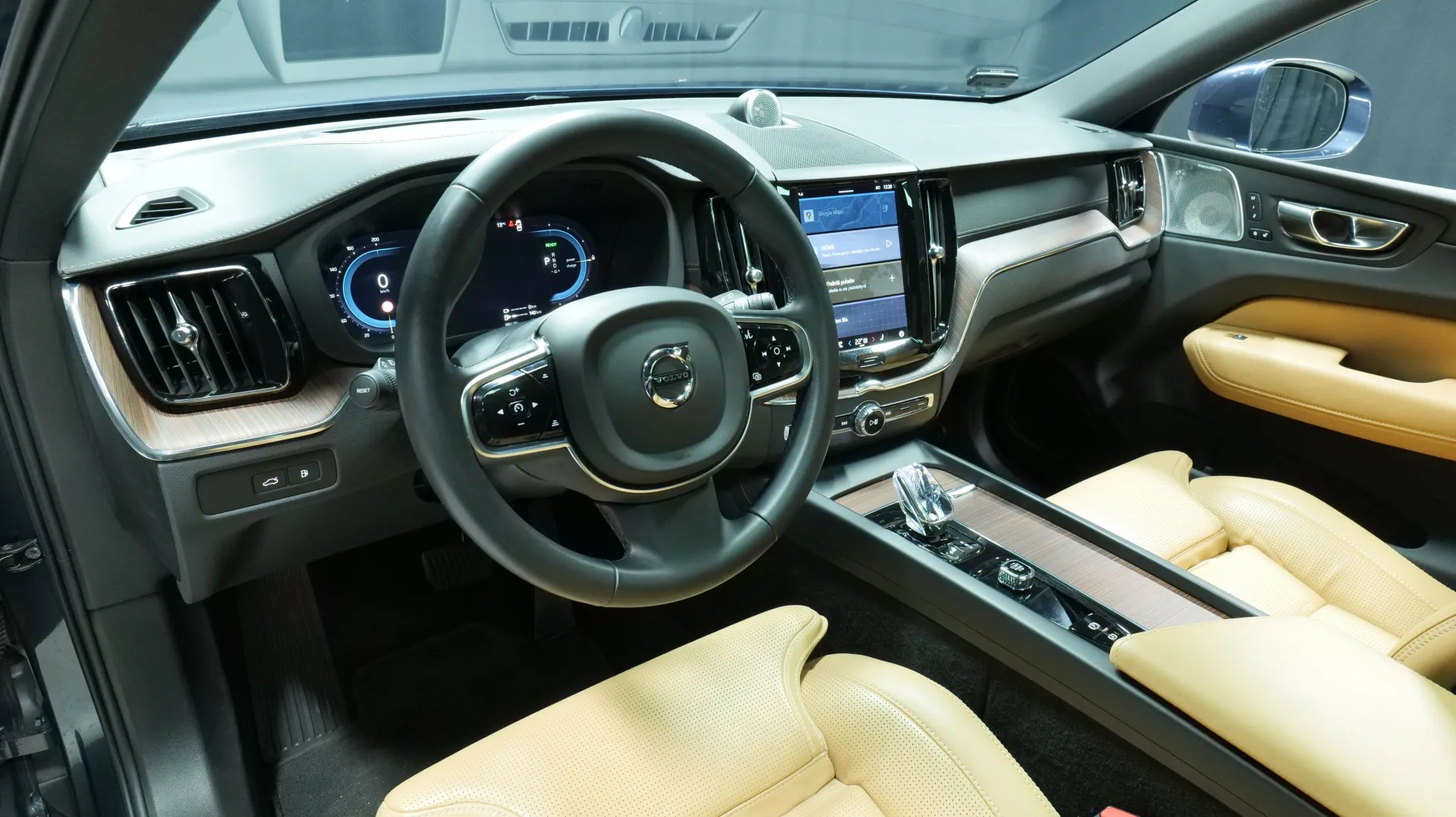 Autokuva 13 - CNY-956