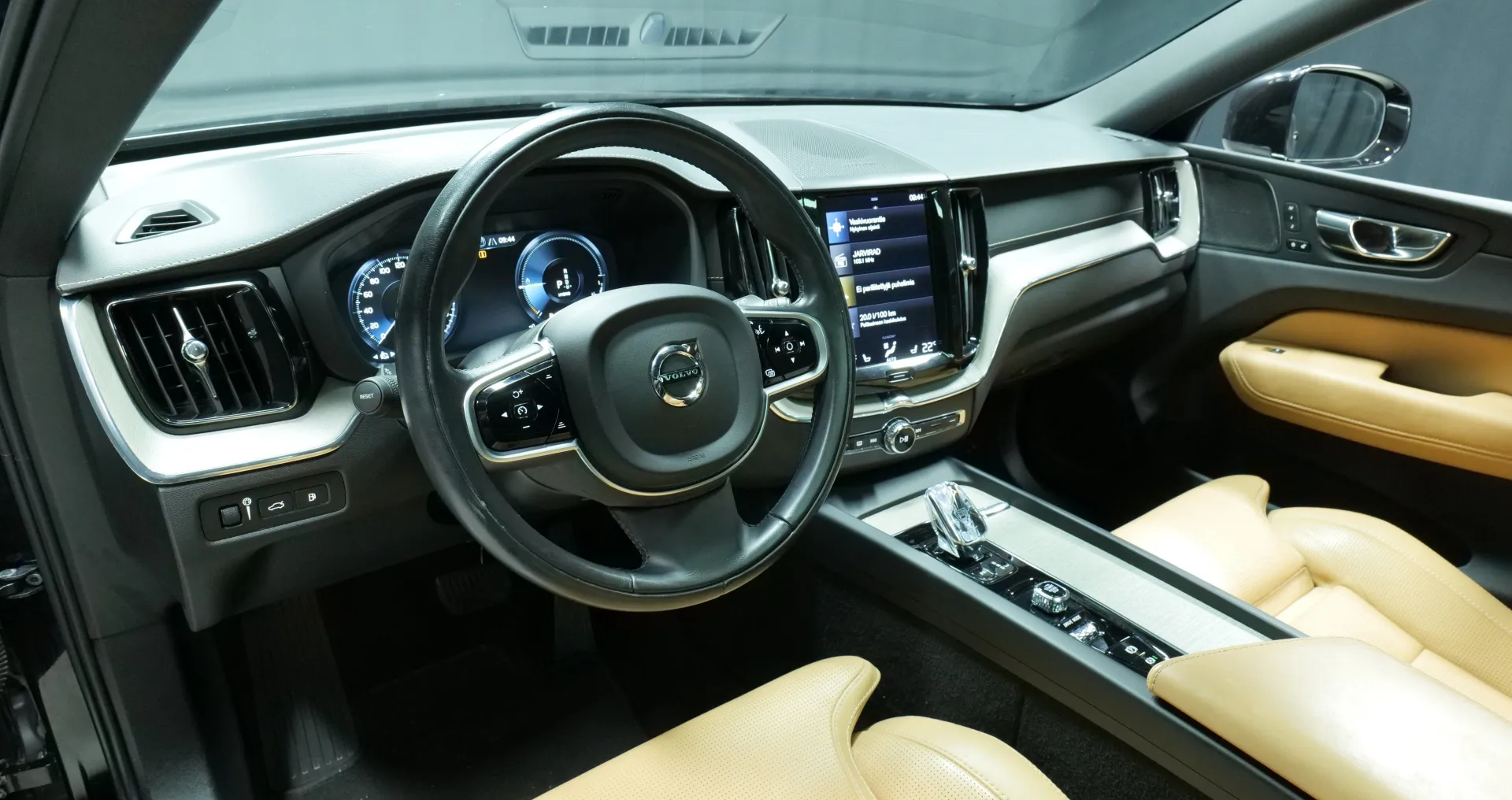 Autokuva 14 - COA-167