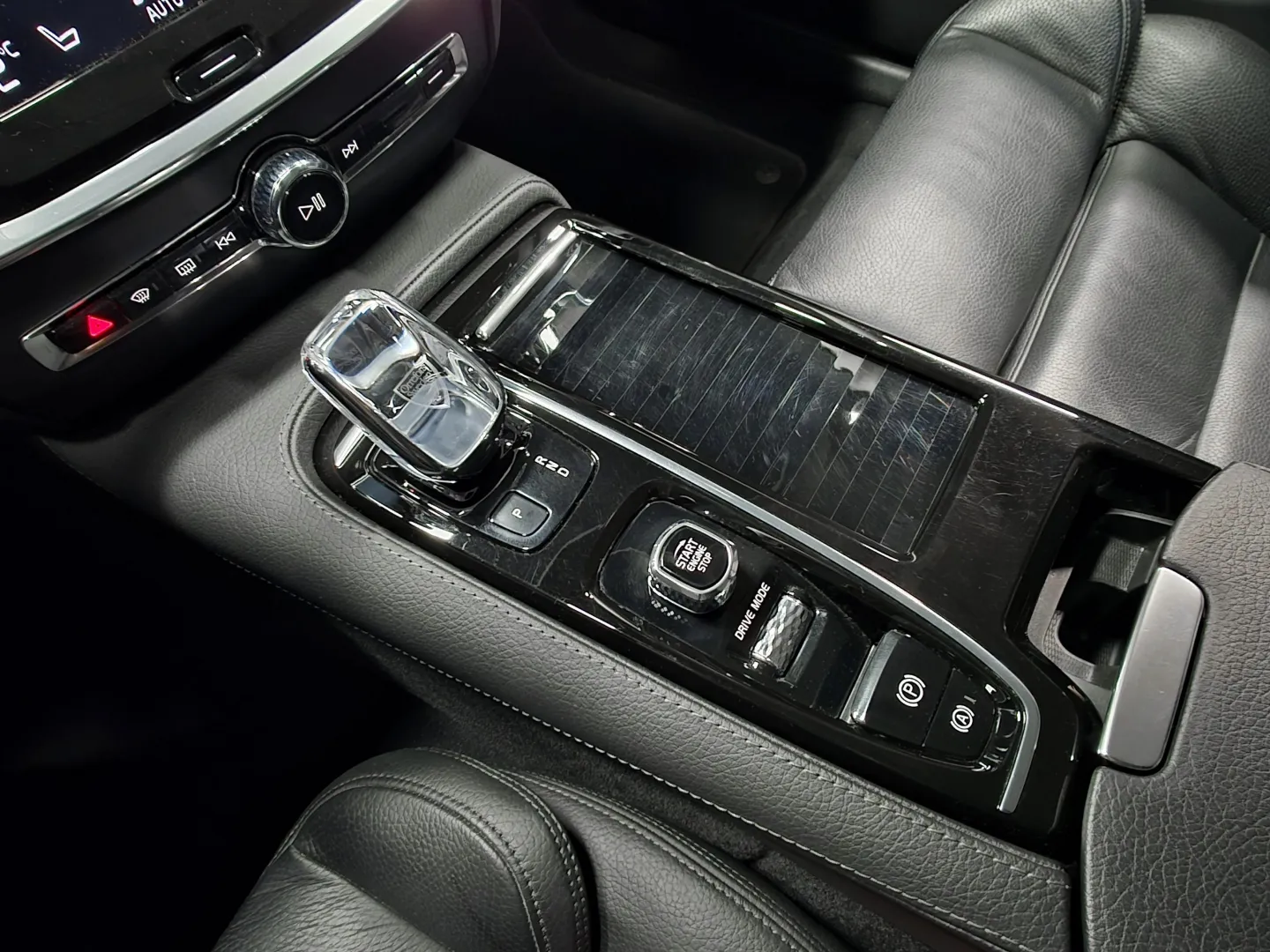 Autokuva 15 - COA-192