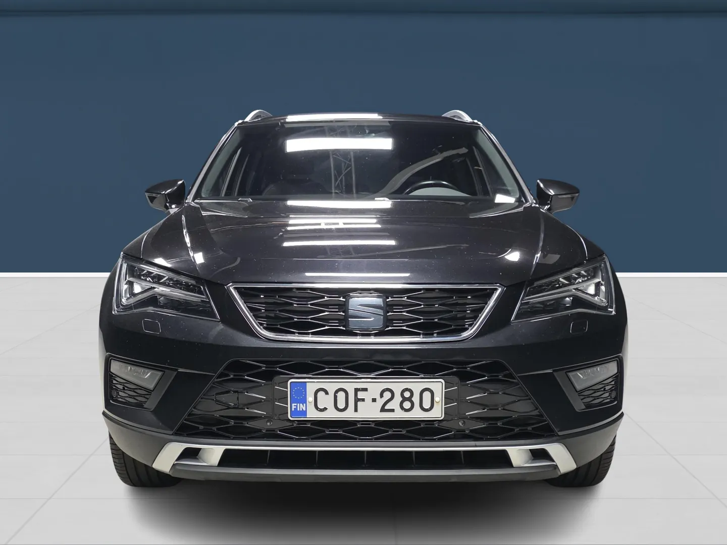 Autokuva 2 - COF-280