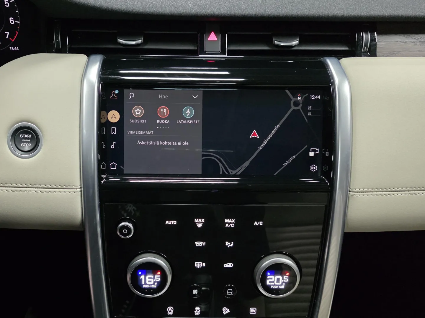 Autokuva 13 - CPM-308