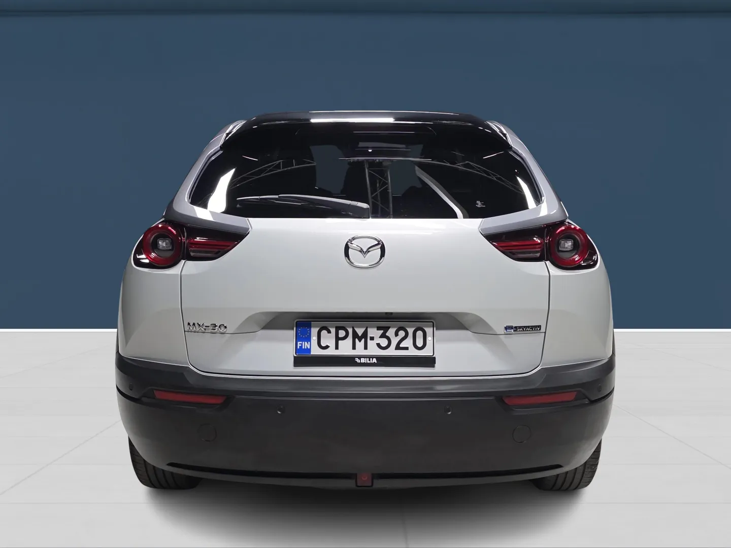 Autokuva 5 - CPM-320