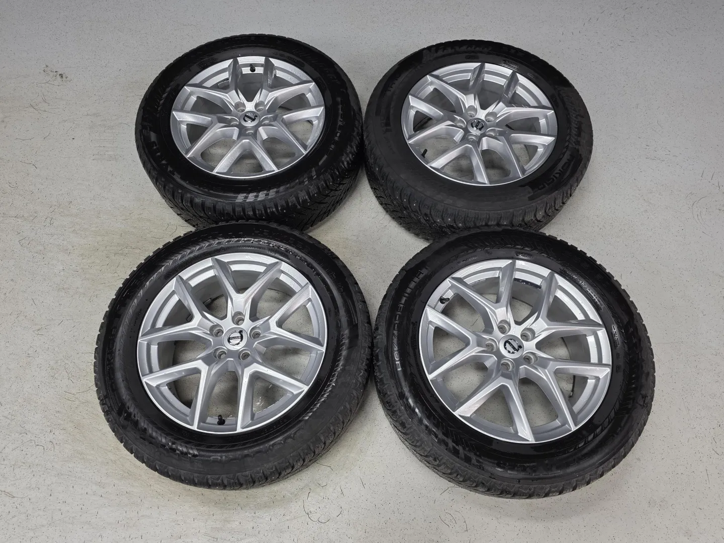 Autokuva 12 - CPN-299