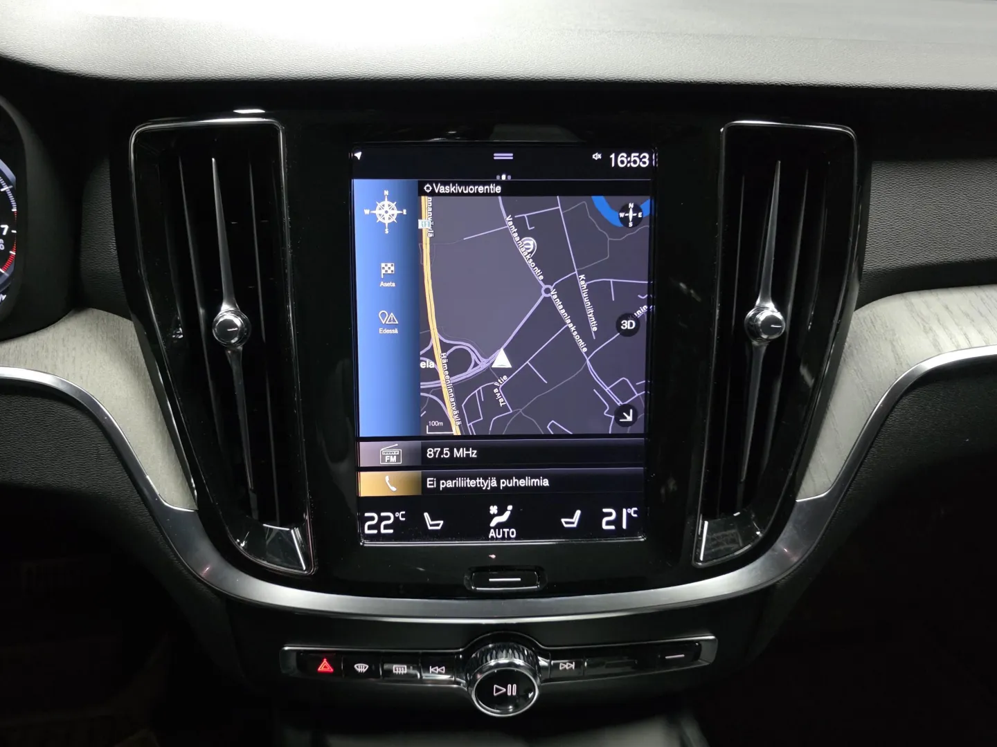 Autokuva 13 - CPX-377