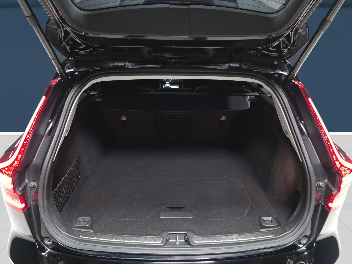 Autokuva 11 - CPX-377