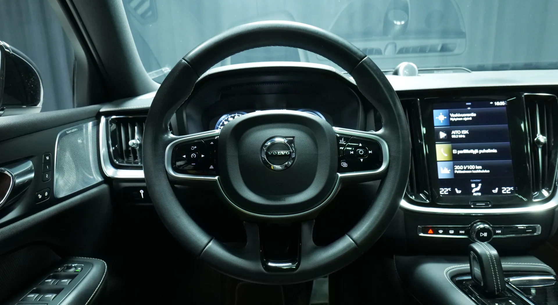 Autokuva 15 - CRF-499