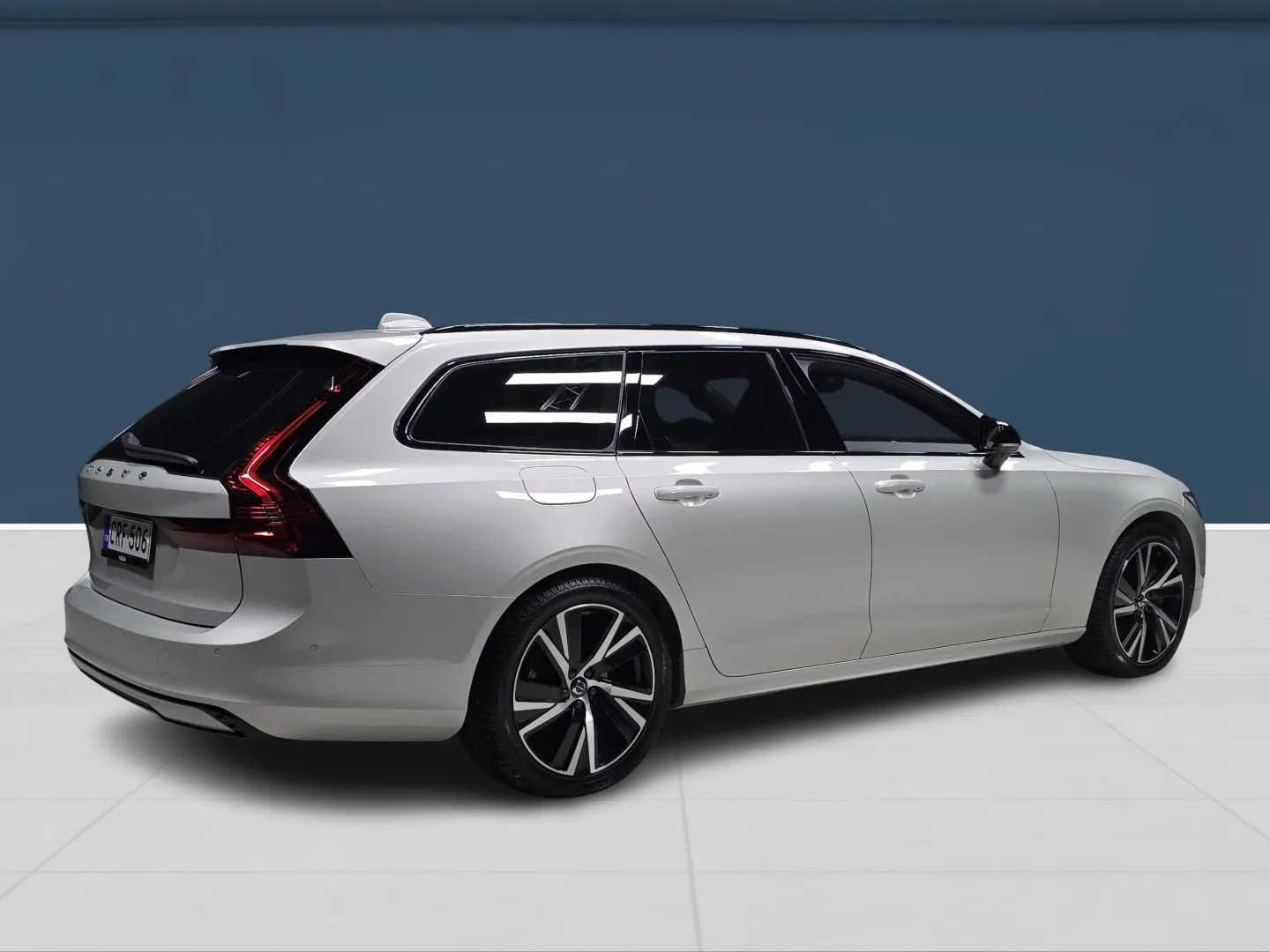 Autokuva 4 - CRF-506