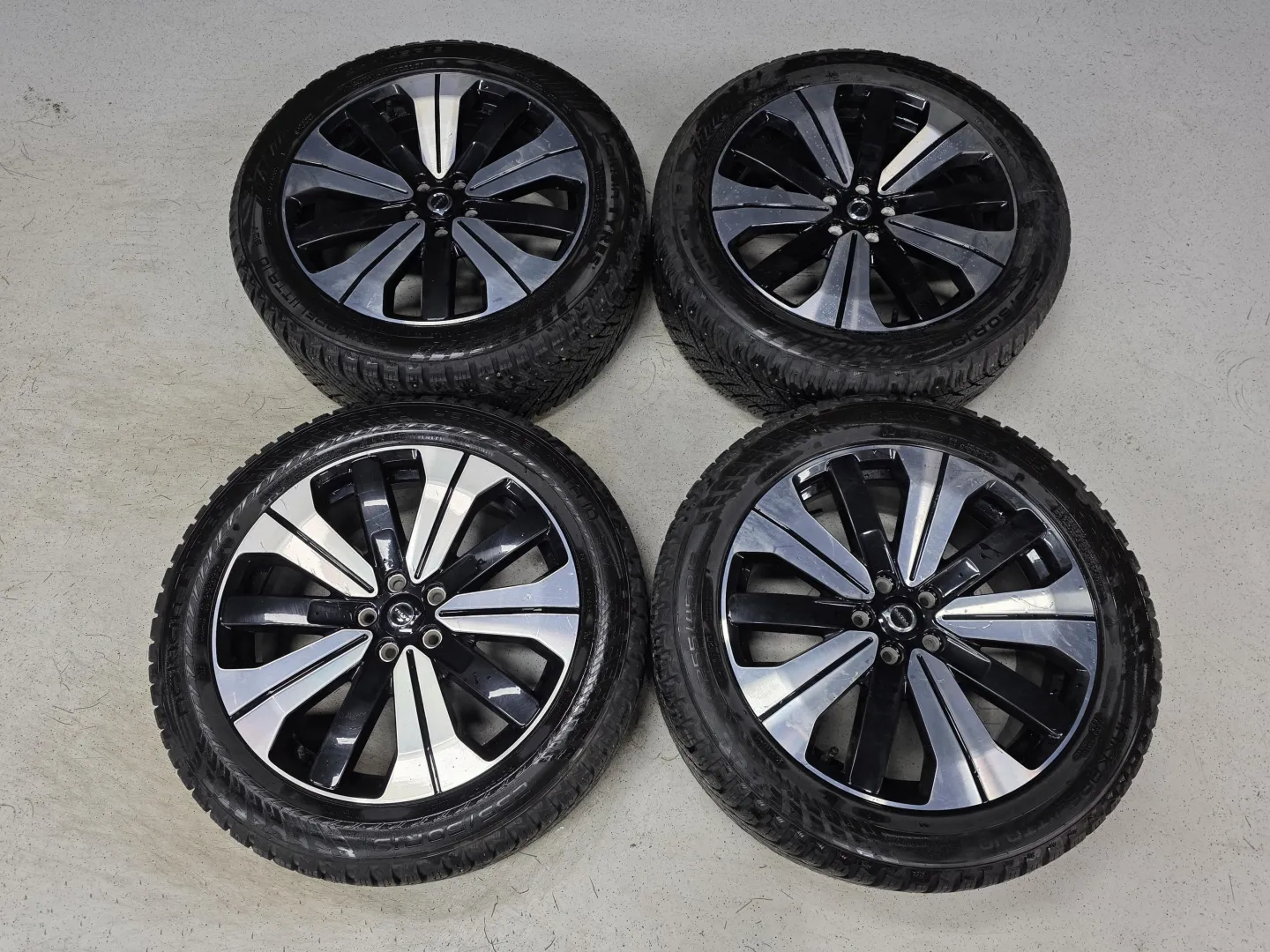 Autokuva 12 - CRH-270