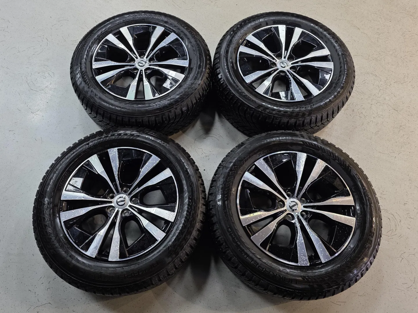 Autokuva 12 - CRH-374