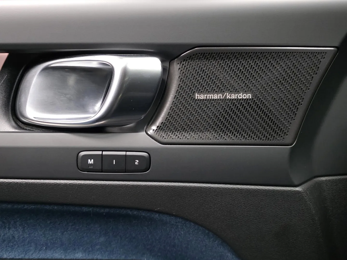 Autokuva 15 - CRH-820