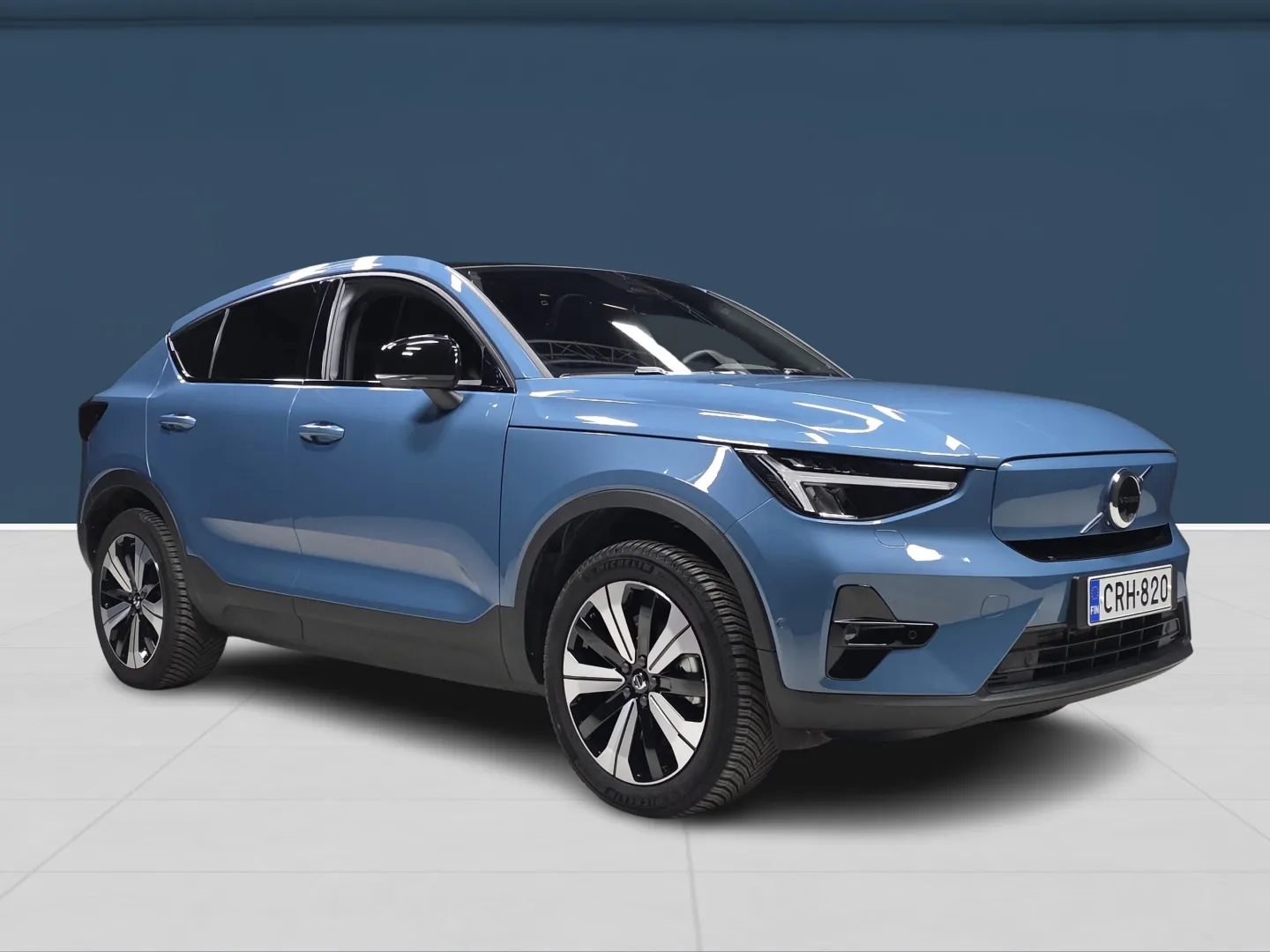 Autokuva 3 - CRH-820