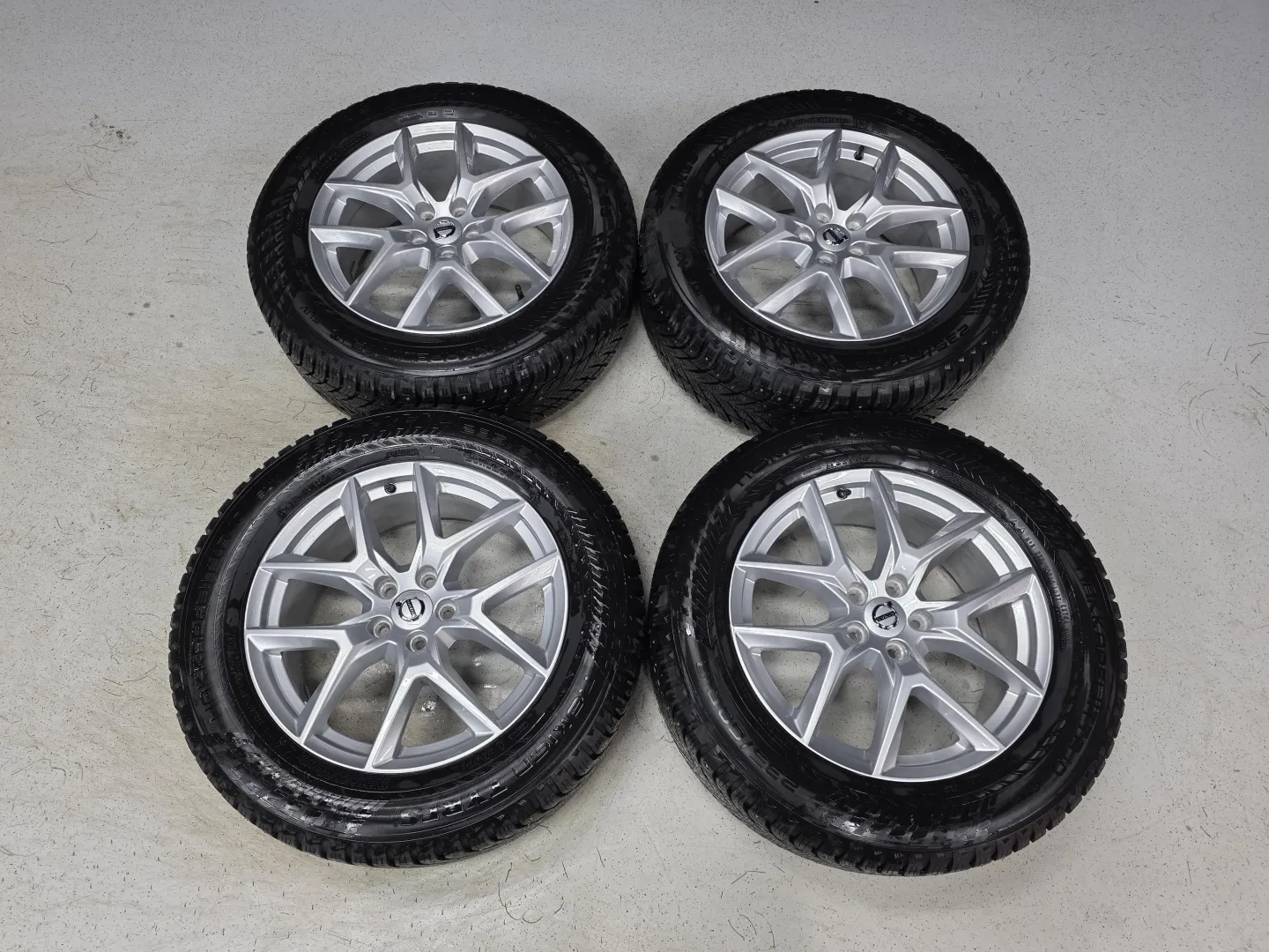 Autokuva 12 - CRH-924