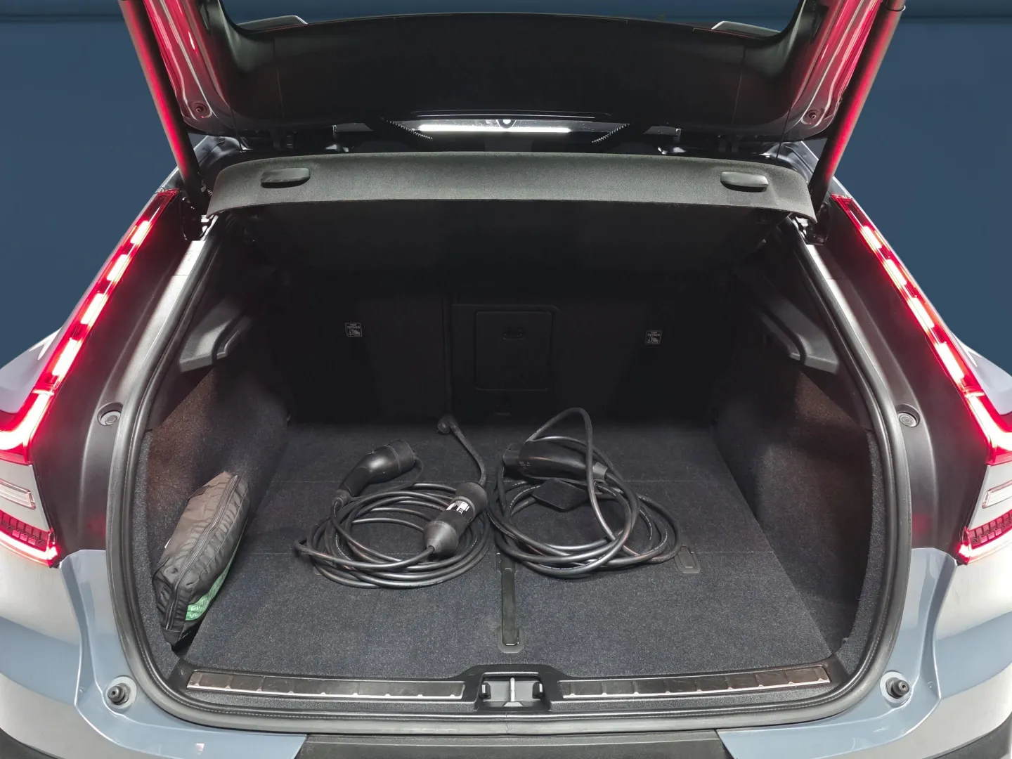 Autokuva 11 - CRJ-918