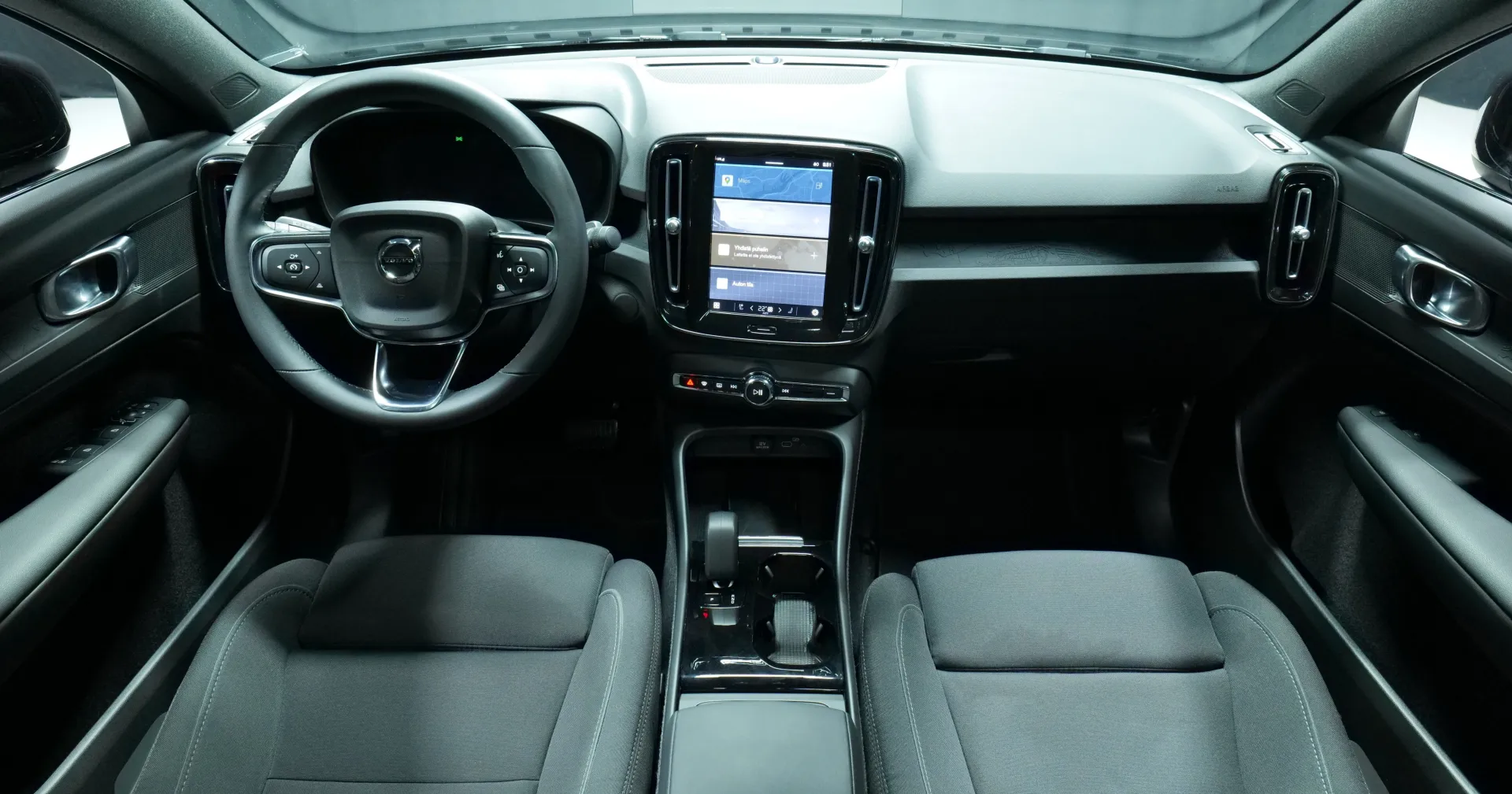 Autokuva 13 - CRJ-947