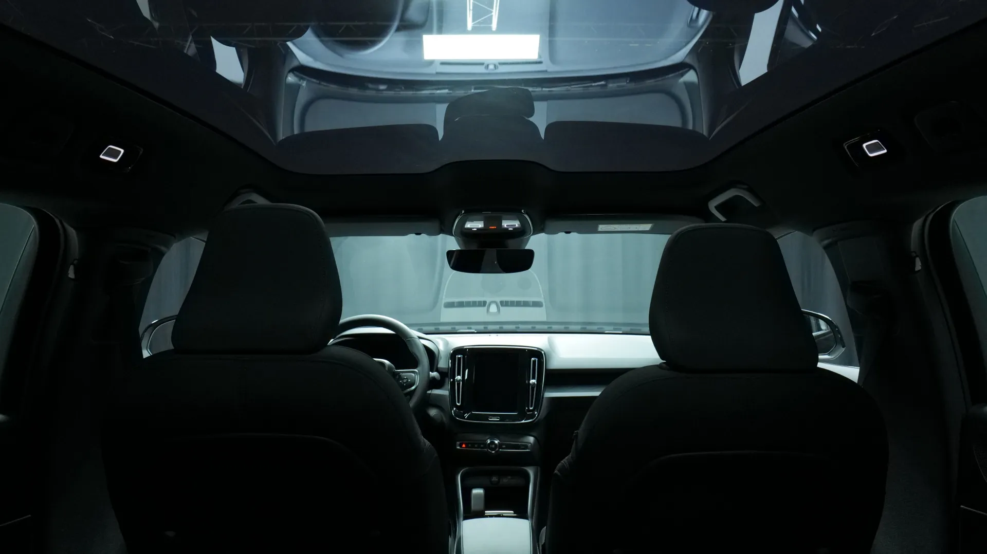 Autokuva 17 - CRJ-947