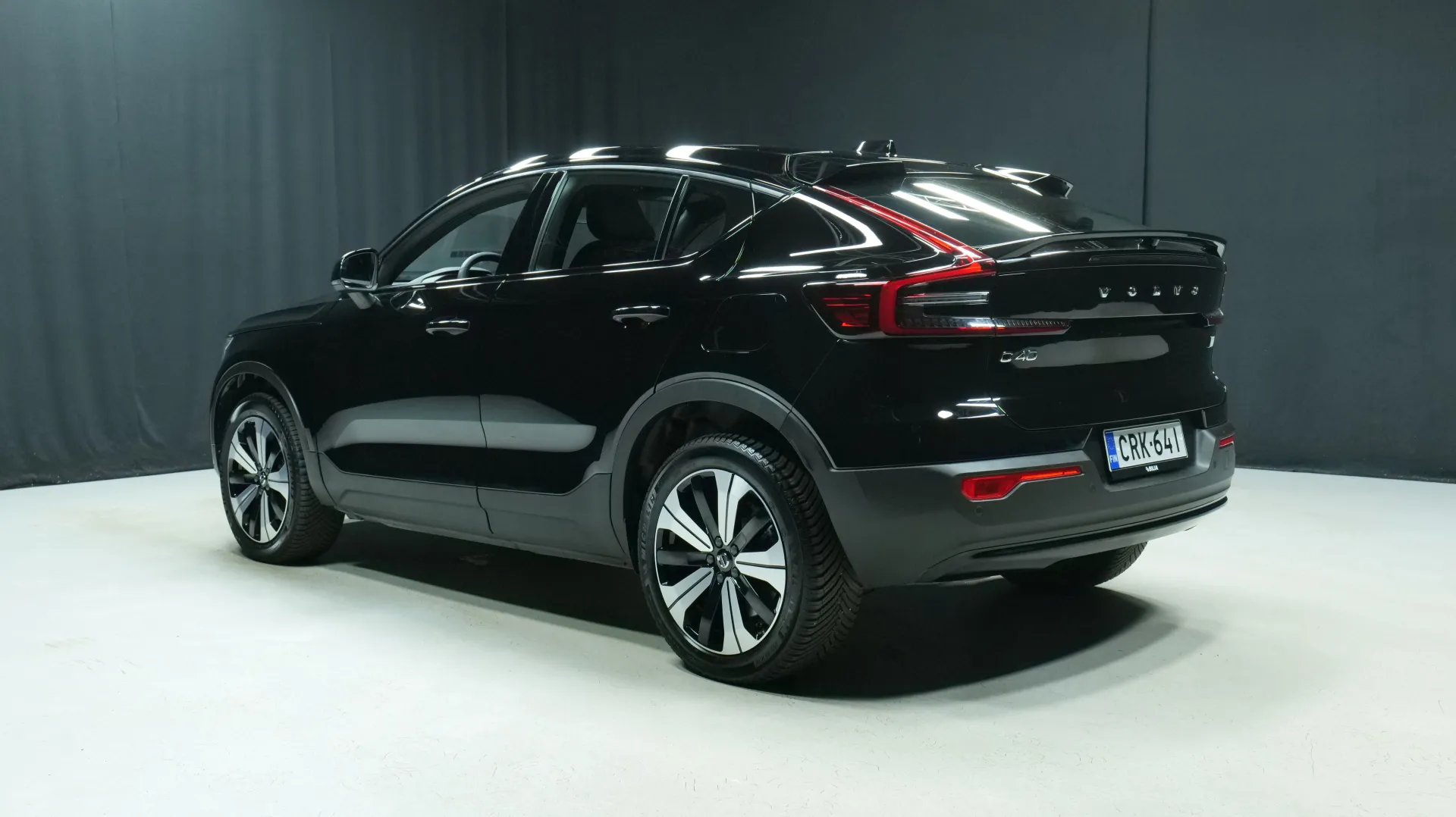 Autokuva 2 - CRK-641