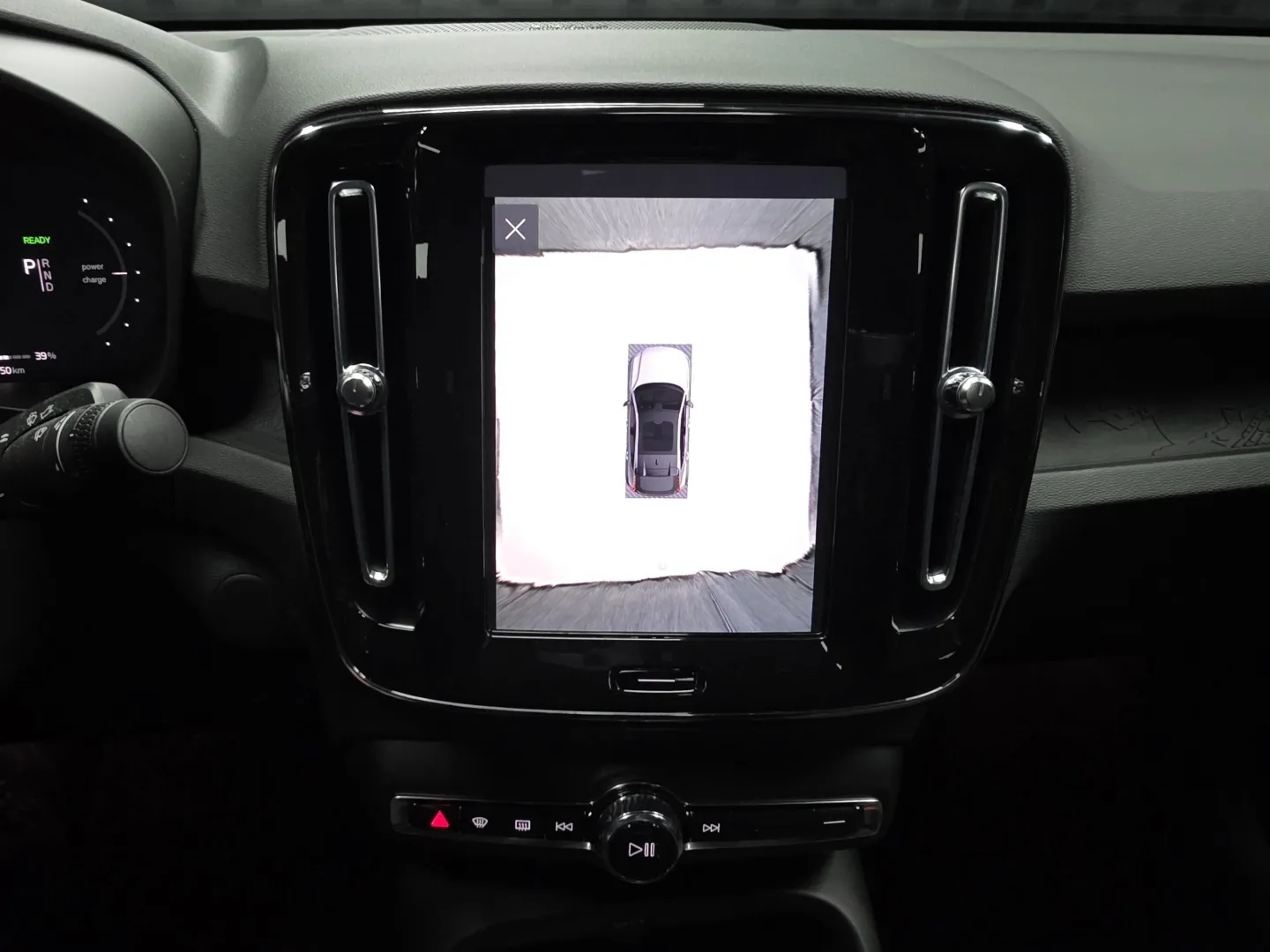 Autokuva 13 - CRL-398