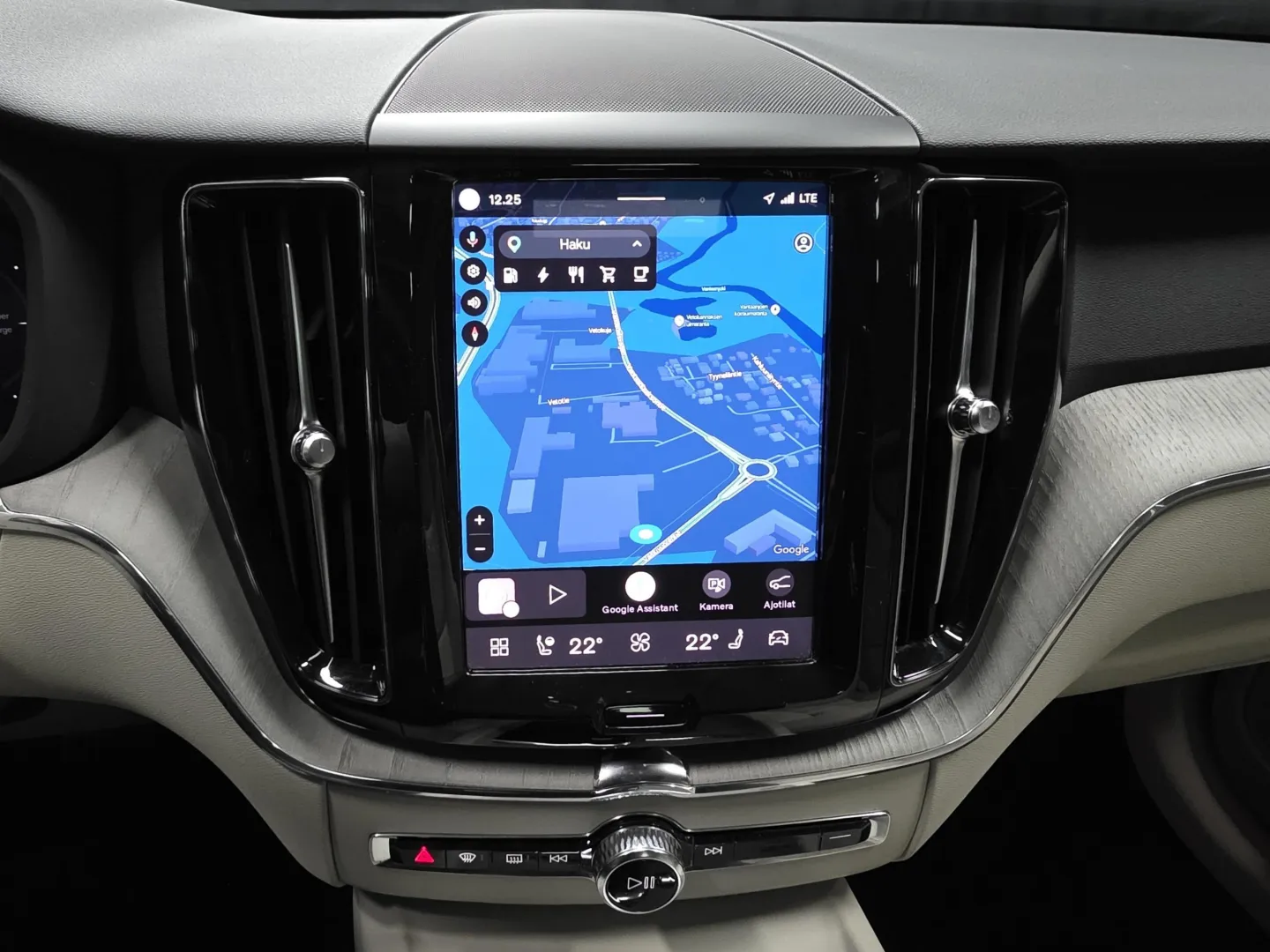 Autokuva 13 - CRN-535