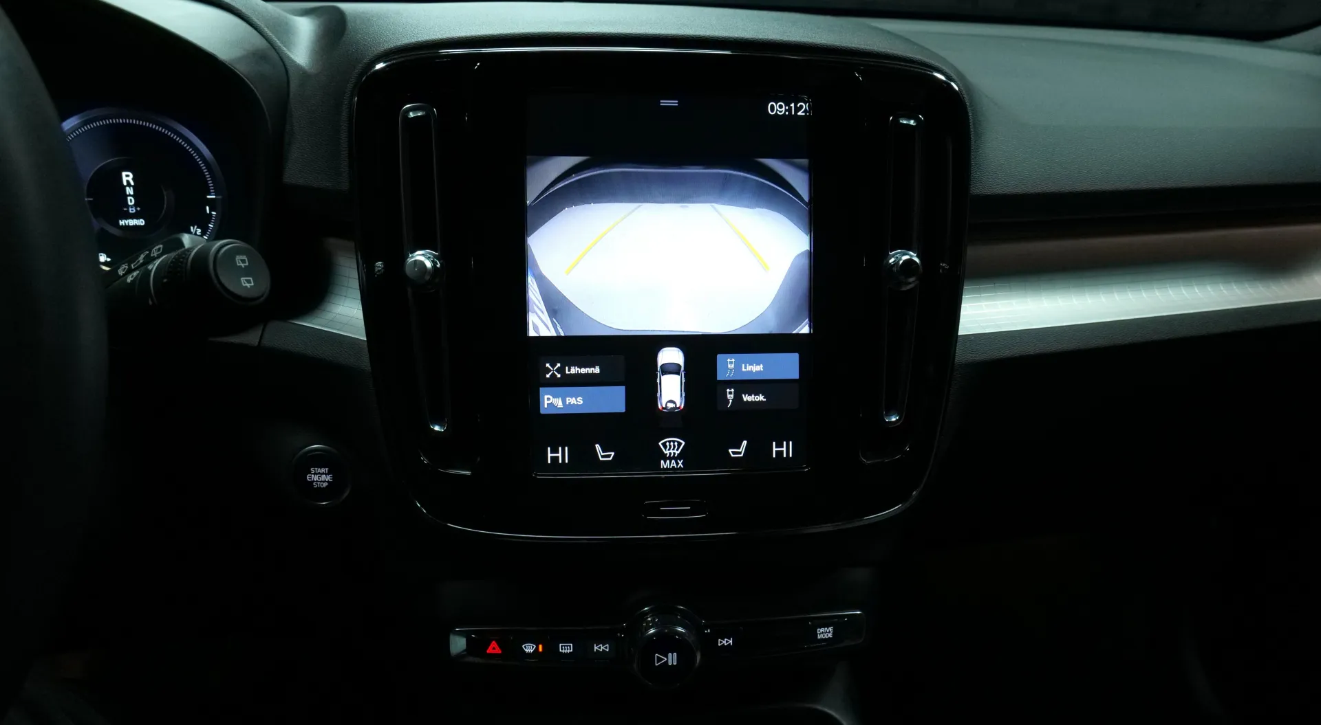 Autokuva 9 - CRR-639