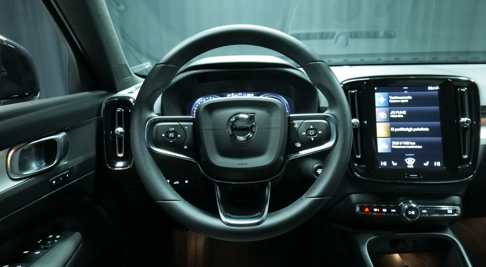 Autokuva 15 - CRR-639