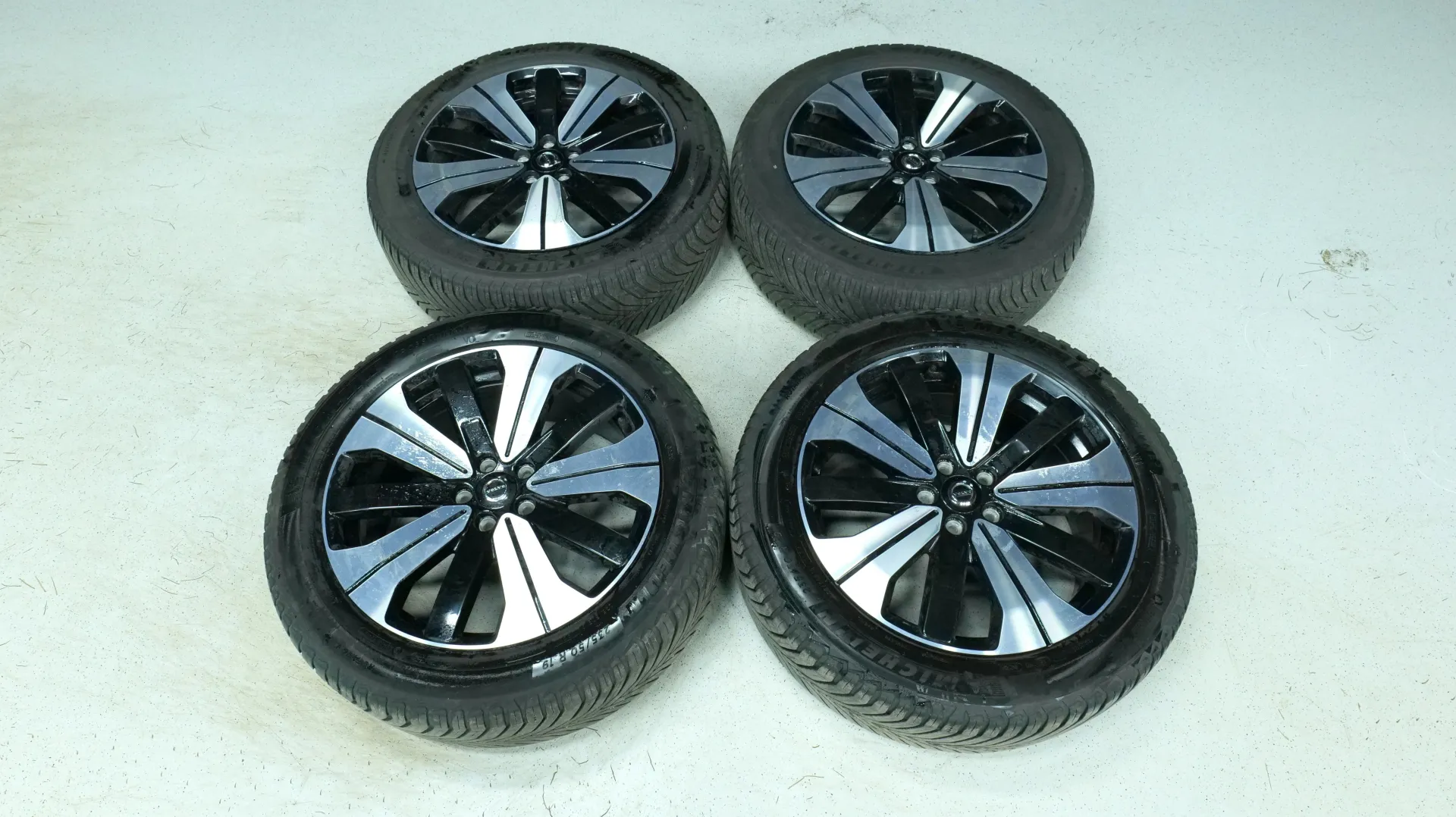 Autokuva 19 - CRR-639