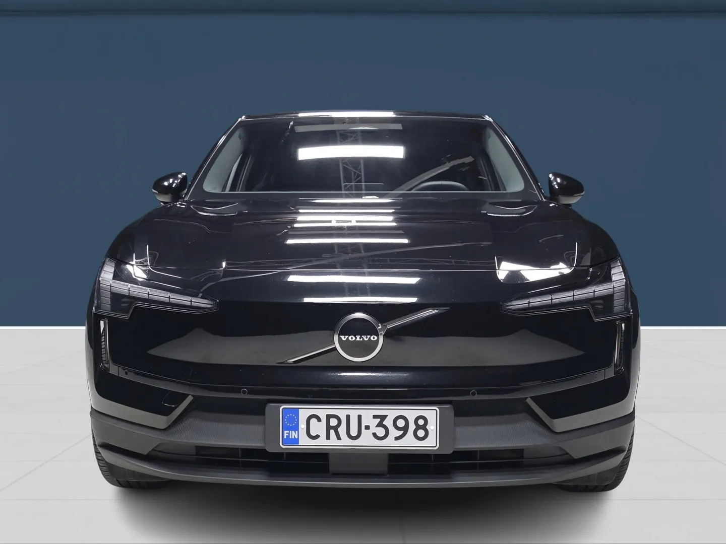 Autokuva 2 - CRU-398