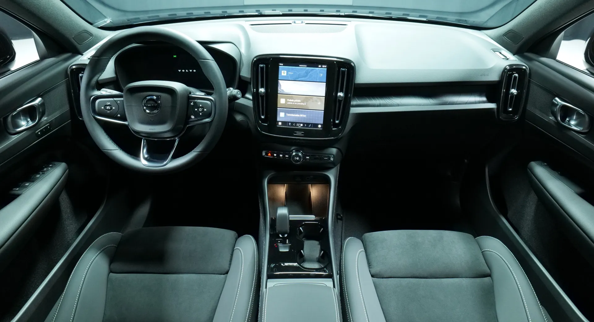 Autokuva 13 - CRY-665