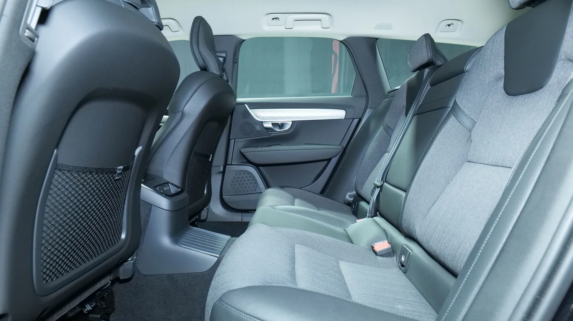 Autokuva 15 - CSE-211