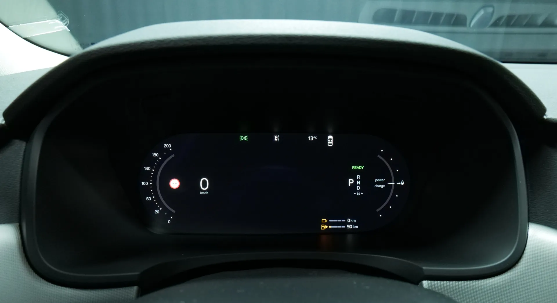 Autokuva 6 - CSE-211